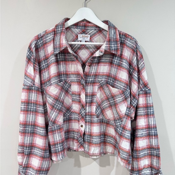 Ci Sono Tops - Cropped Plaid Button-Up Flannel — Ci Sono (Size XL)